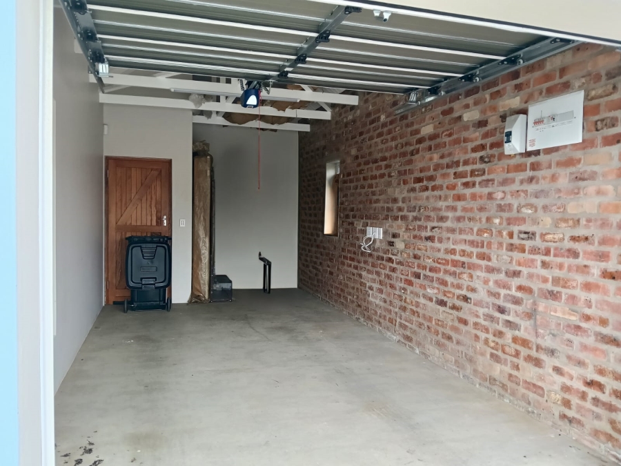 To Let 3 Bedroom Property for Rent in Sandbaai Western Cape